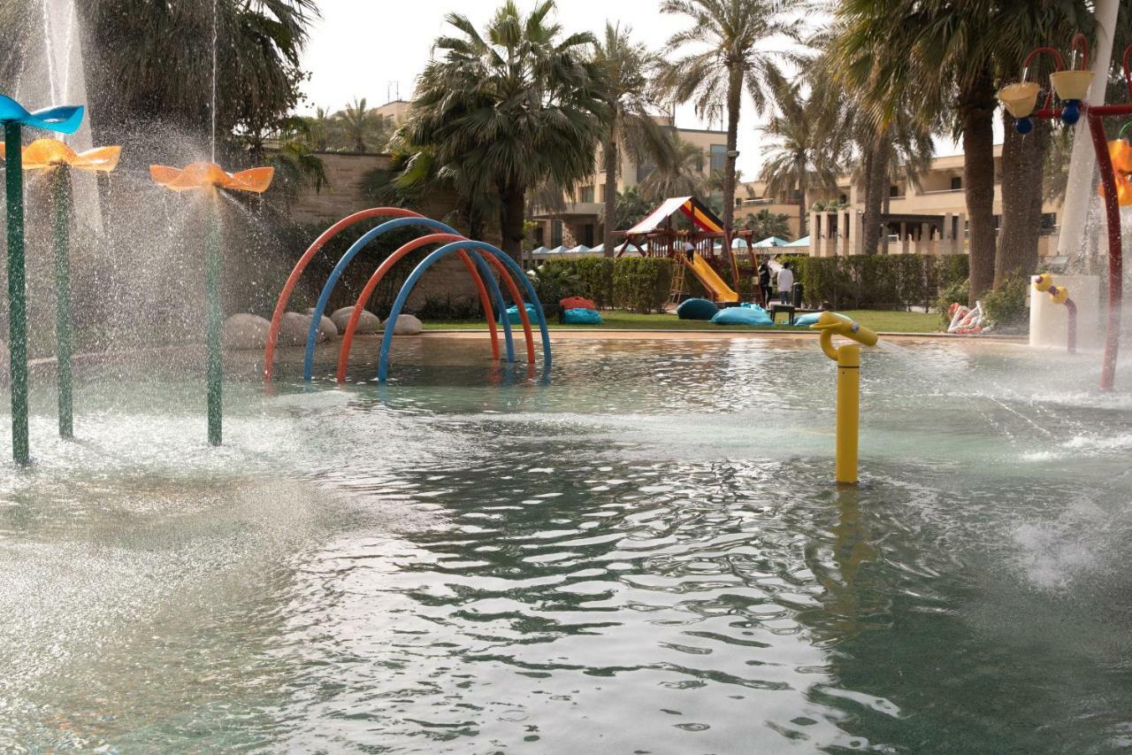 Jumeirah Messilah Beach Kuwait Кувейт Экстерьер фото Splash the Sun Water Park